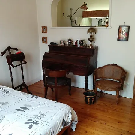 Le California Apartment *